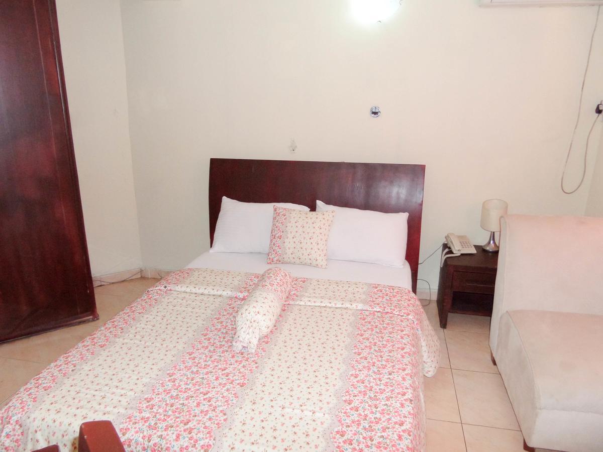 เพียเรจ รีทรีต แอนด์ รีสอร์ต Hotel Aliayabiagba ภายนอก รูปภาพ