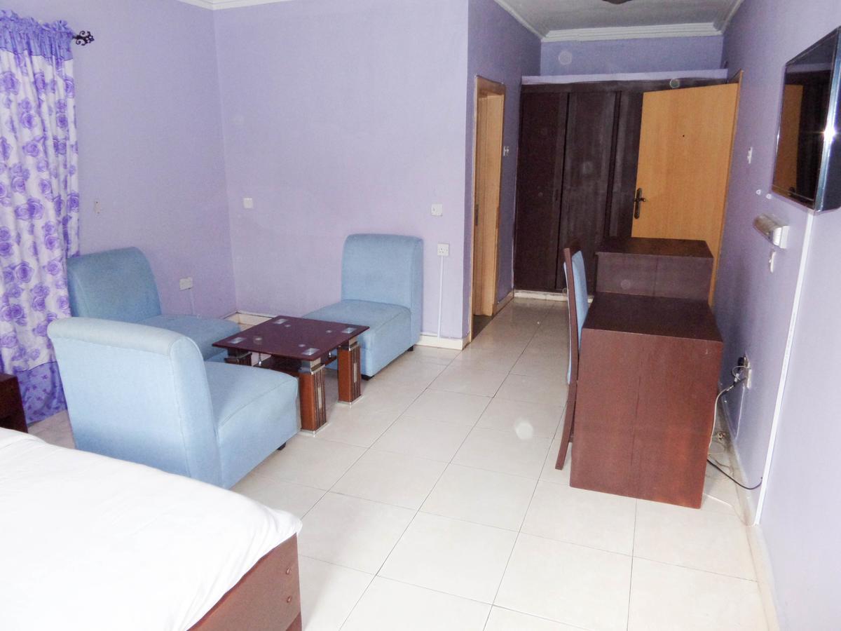เพียเรจ รีทรีต แอนด์ รีสอร์ต Hotel Aliayabiagba ภายนอก รูปภาพ