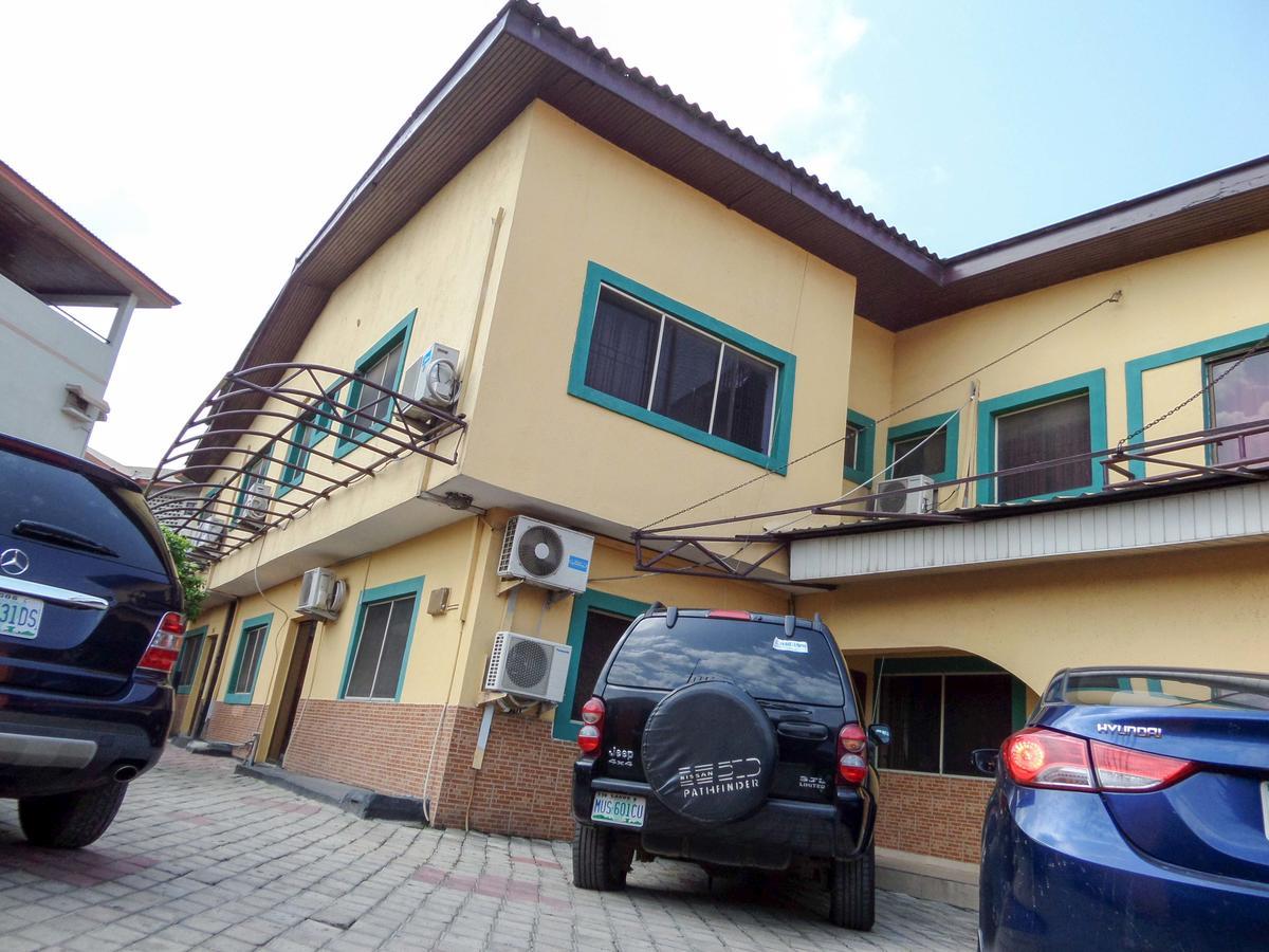 เพียเรจ รีทรีต แอนด์ รีสอร์ต Hotel Aliayabiagba ภายนอก รูปภาพ